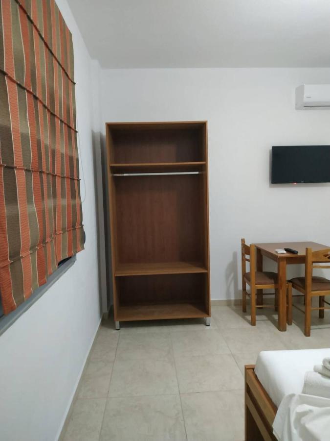 River Bridge Private Room Gjirokastër Exterior foto