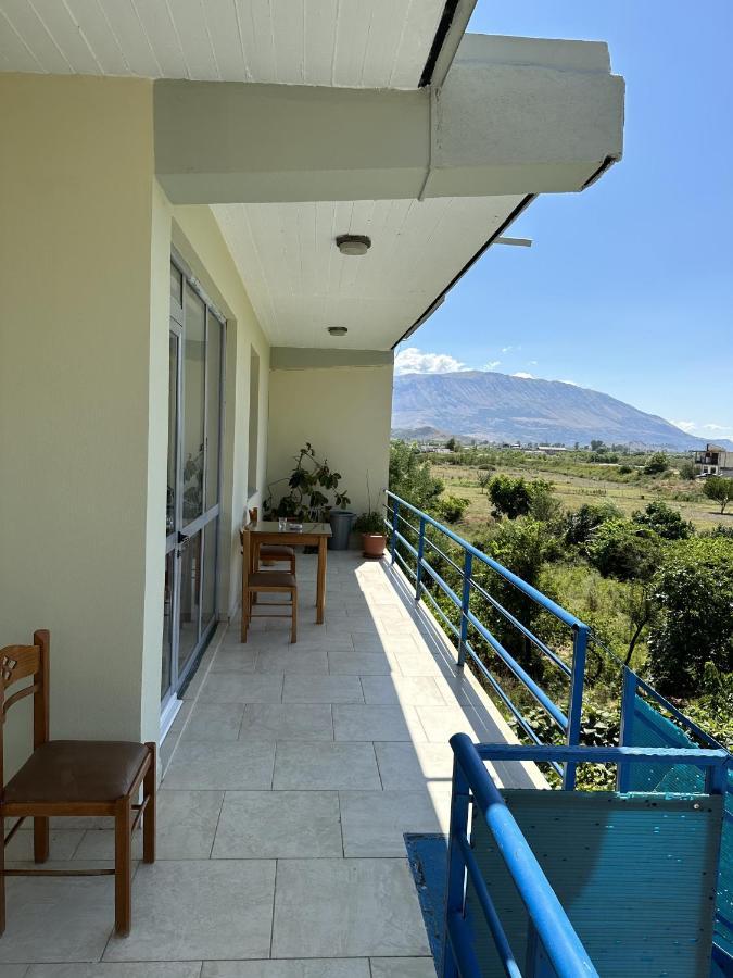 River Bridge Private Room Gjirokastër Exterior foto